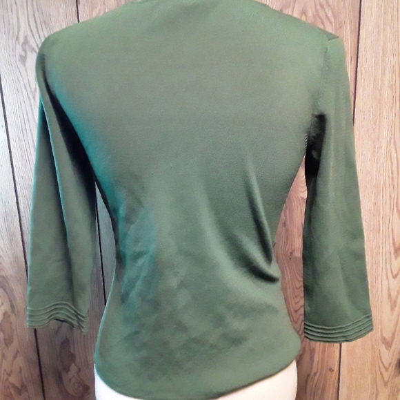 Womans Green Petite Fitted Blouse - Picture 5 of 5